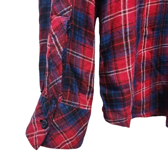 Rails Hunter Women’s SZ M Red Navy Plaid Flannel Style Shirt Soft Cabincore work - Picture 4 of 7